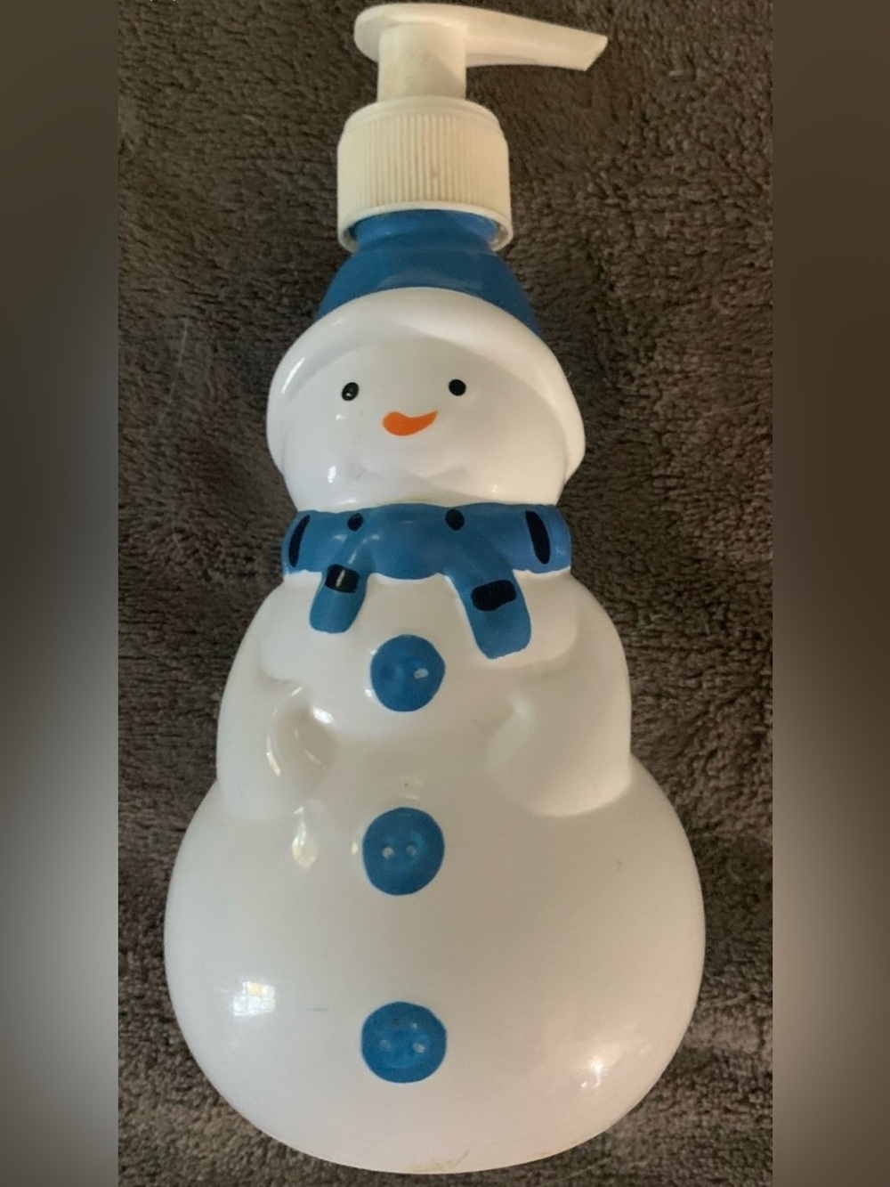 Pump Snowman Dispenser